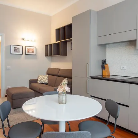 Xenia - Luminous Flat In Fondazione Prada דירה *